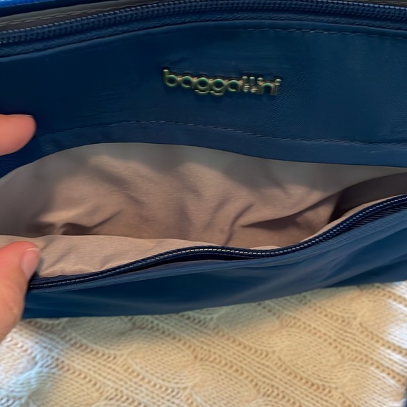 NWT Baggalini Securtex Anti-Theft Memento Crossbody pacific blue RFID cc slots - Picture 7 of 16
